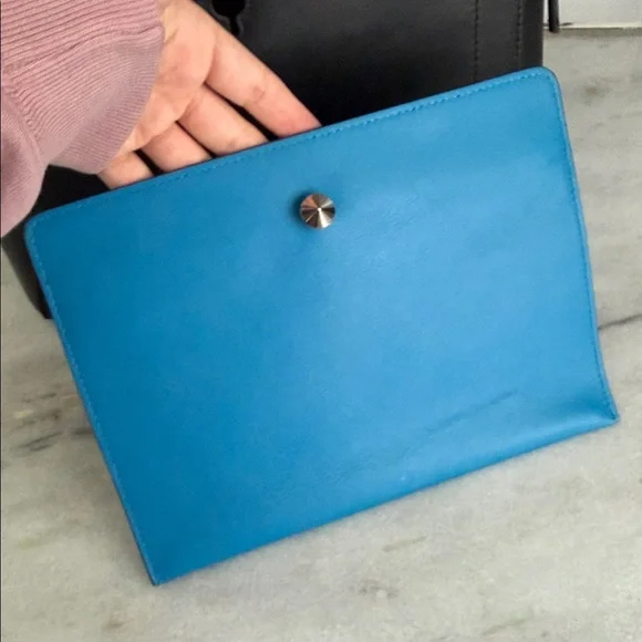 Fendi dot com dotcom black shoulder bag w blue clutch accent - Picture 9 of 13